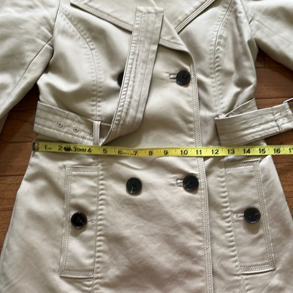 Willi Smith Double-Breasted Trench Coat - Picture 6 of 16